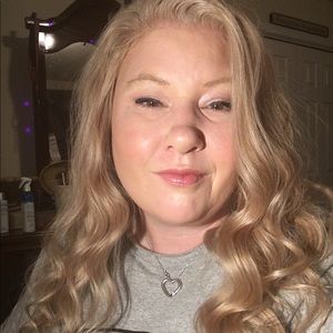 Meet your Posher, Colleen